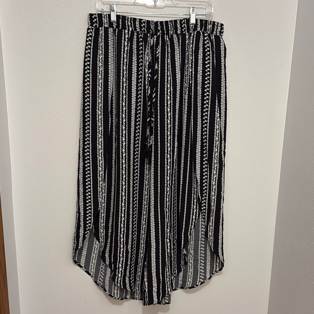 SHEIN Black and White Striped Swim Coverup Skirt
